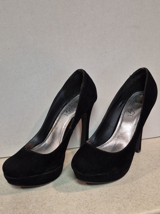 Rouge Helium Shoes - Rouge Helium Black Suede Platform Pumps Size 8